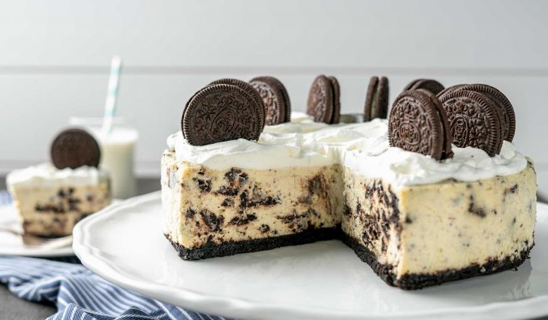Nhiều người yêu thích bánh kem Oreo với lớp kem ngọt, béo ngậy Nhiều người yêu thích bánh kem Oreo với lớp kem ngọt, béo ngậy